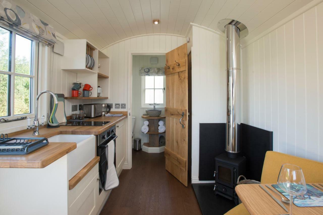 West Coast Hideaways Villa Nedd ภายนอก รูปภาพ